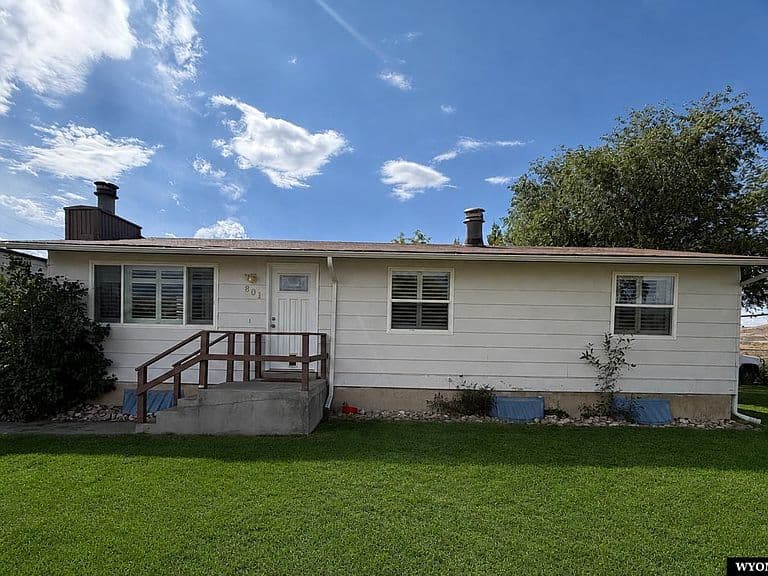 801 Sublet Ave photo 1