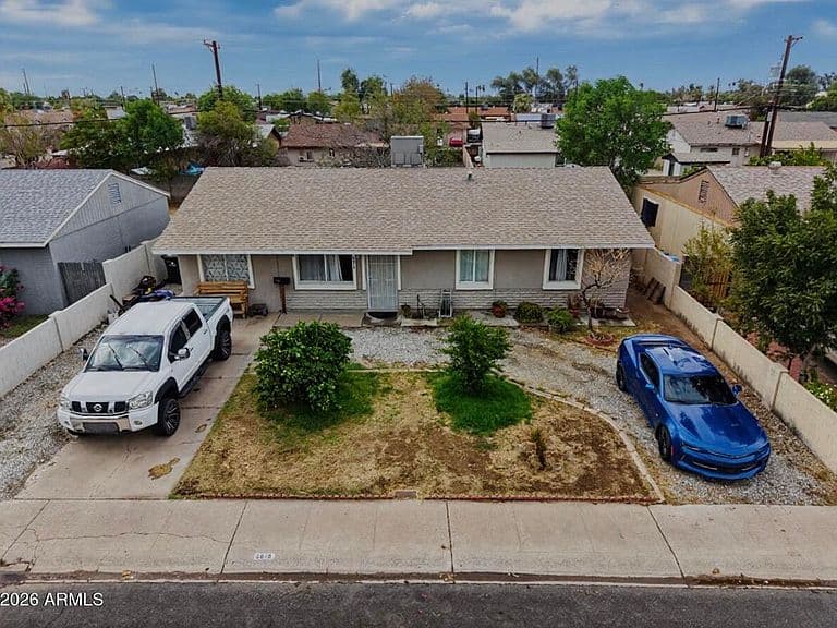6818 W PIERSON Street photo 1