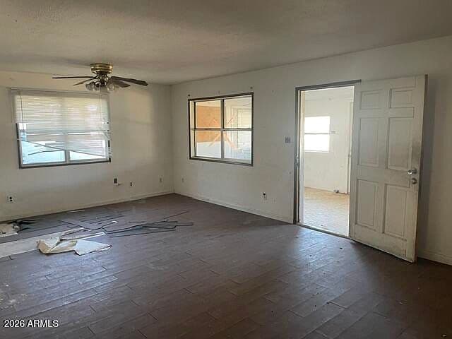 492 W EUCLID Avenue photo 5