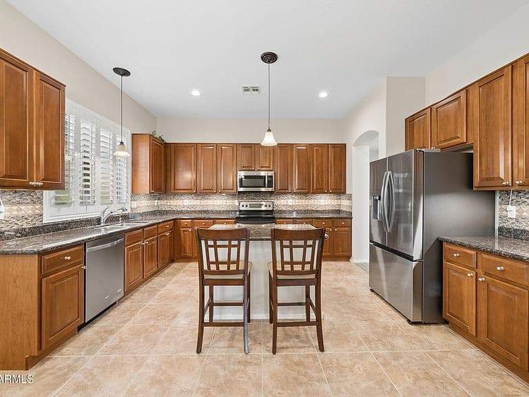 8348 S LUCKY SEVEN Court photo 4