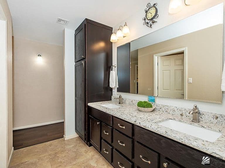 3524 E Moreno Ln photo 5