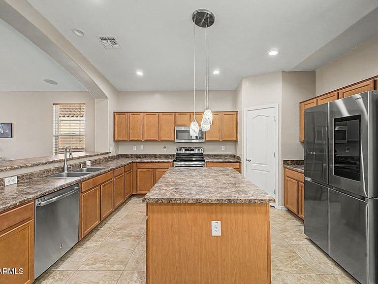 22241 E CHERRYWOOD Drive photo 4