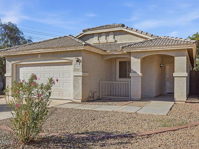 11179 W ALMERIA Road photo 3