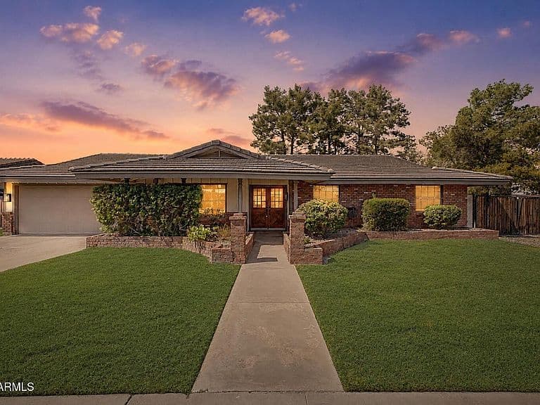 2260 E JASMINE Street photo 1