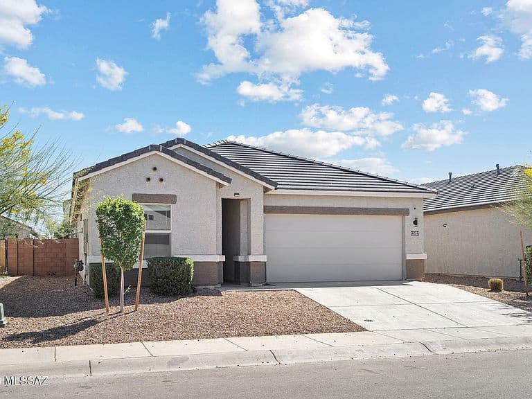 12437 W Lilliston Way photo 1