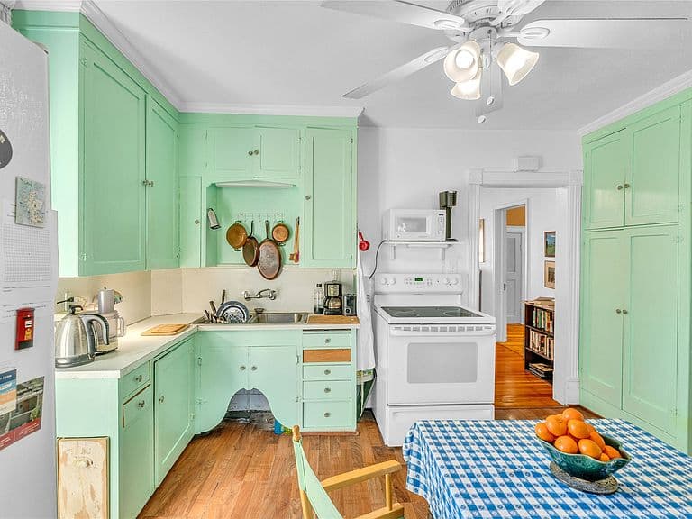 1006 Breckenridge St photo 4