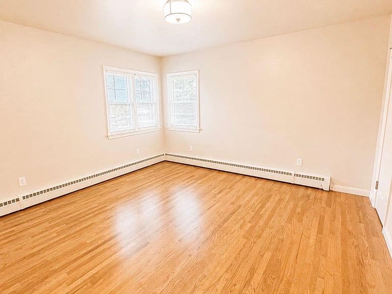 1048 Sage St photo 2