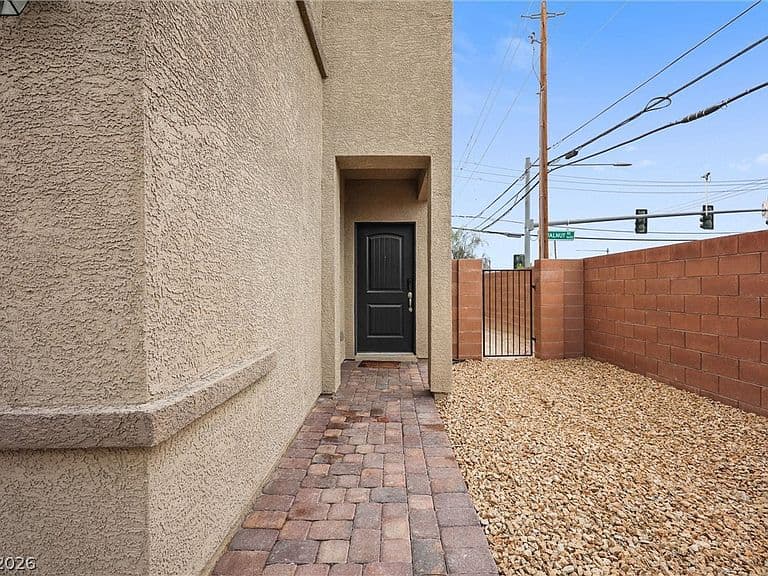 1606 Wilder Crossing Ct photo 3