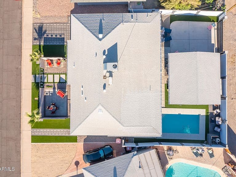7513 E HAZELWOOD Street photo 2