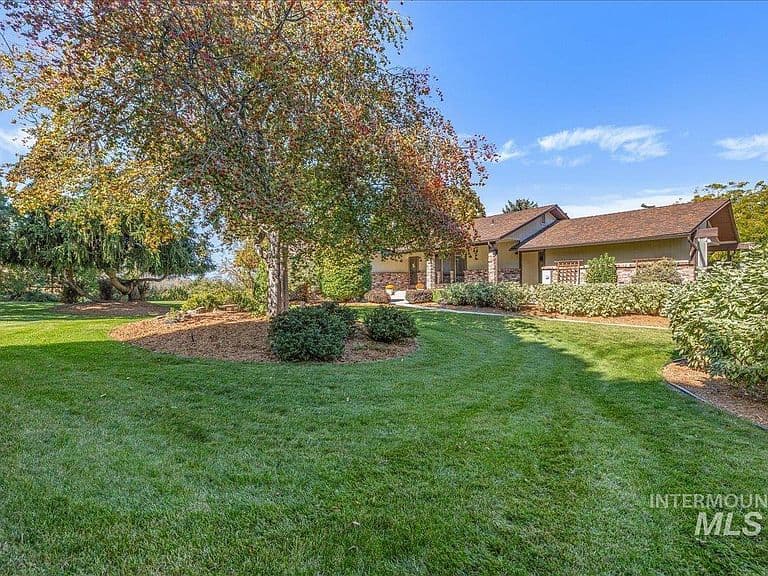 6484 W Hollilynn Dr photo 1