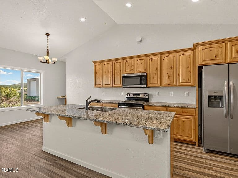 8187 N Buena Vista Trl photo 4