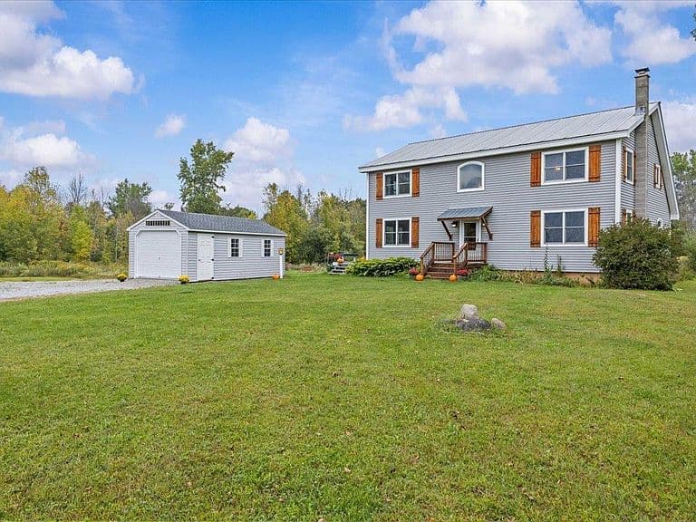 732 Station Road photo 2
