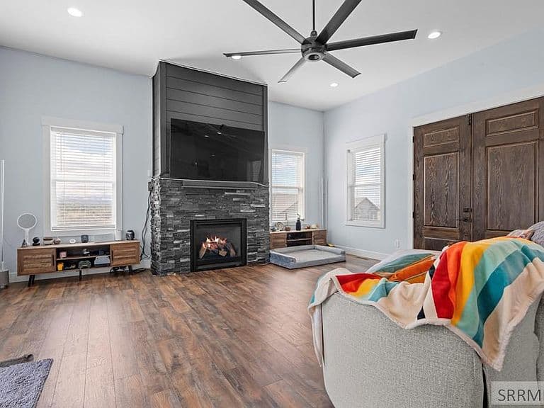 5900 N Alma Dr photo 3