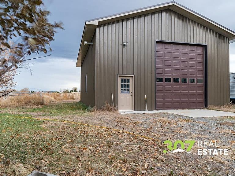 60 Frost Ln photo 5