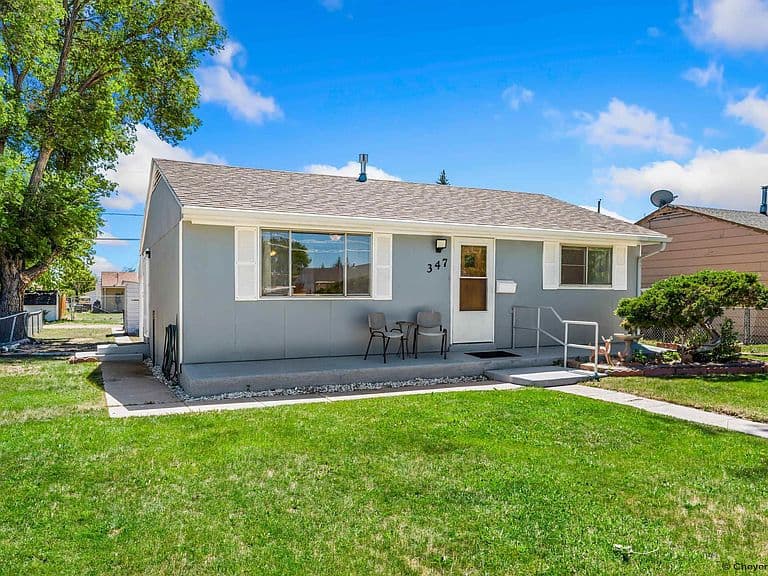 347 Stinson Ave photo 2