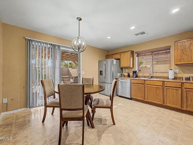23938 N DESERT Drive photo 5