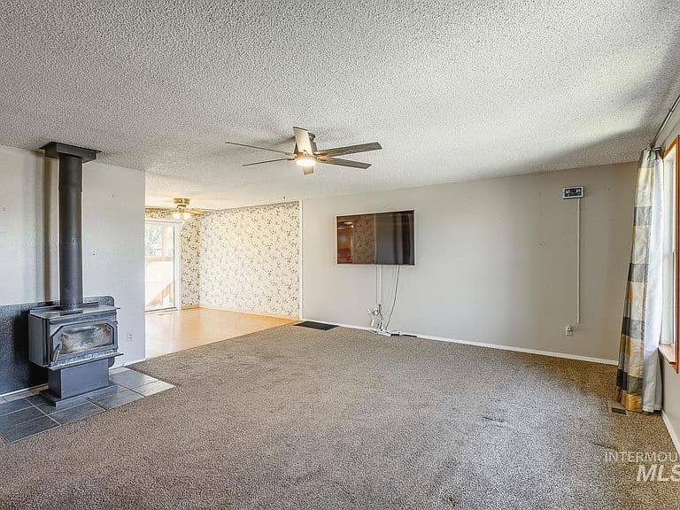 12668 Wild Rose Ln photo 4