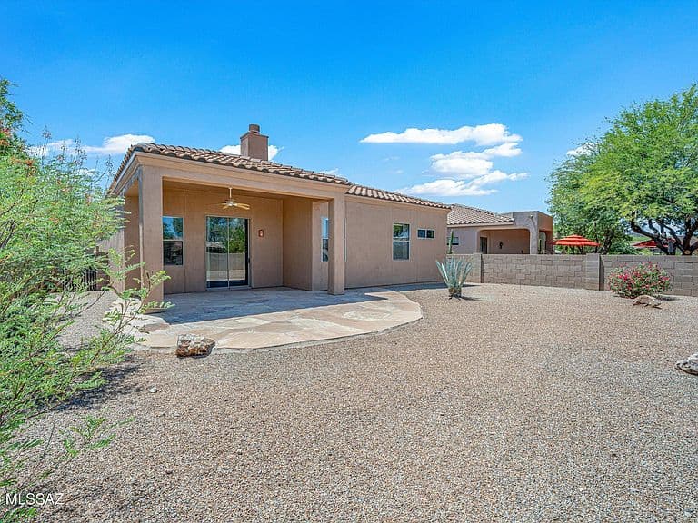 7536 W Sand River Way photo 2