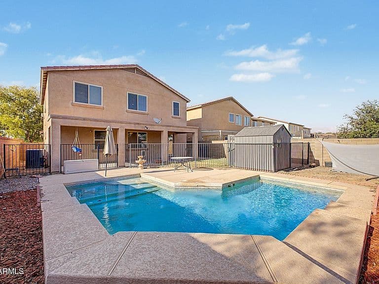 3541 E LONGHORN Street photo 1