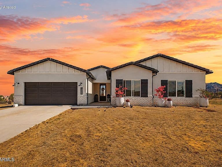 13643 E Arroyo Hondo Road photo 2