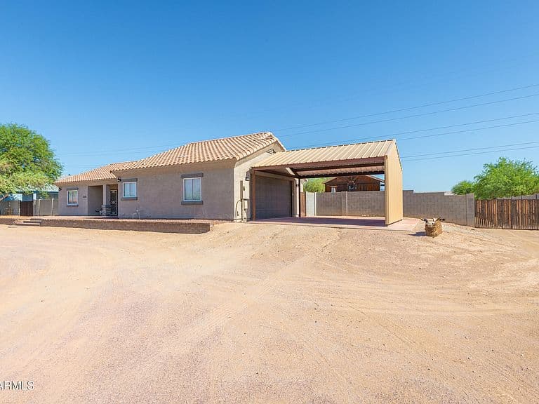 23128 W HAMMOND Lane photo 4
