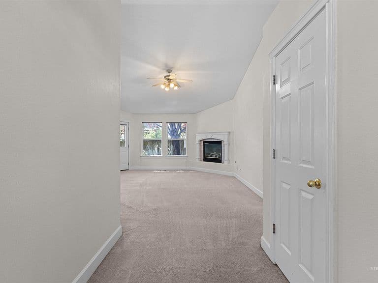 1711 Cashew Ct photo 5