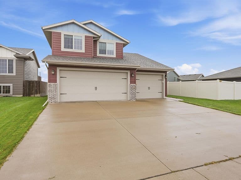 9416 W Liam St photo 3