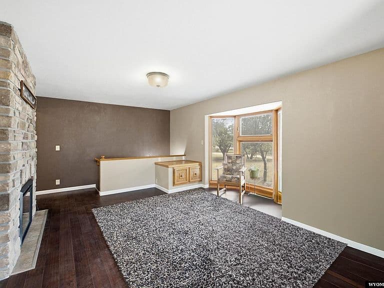 2230 River Meadows Rd photo 5