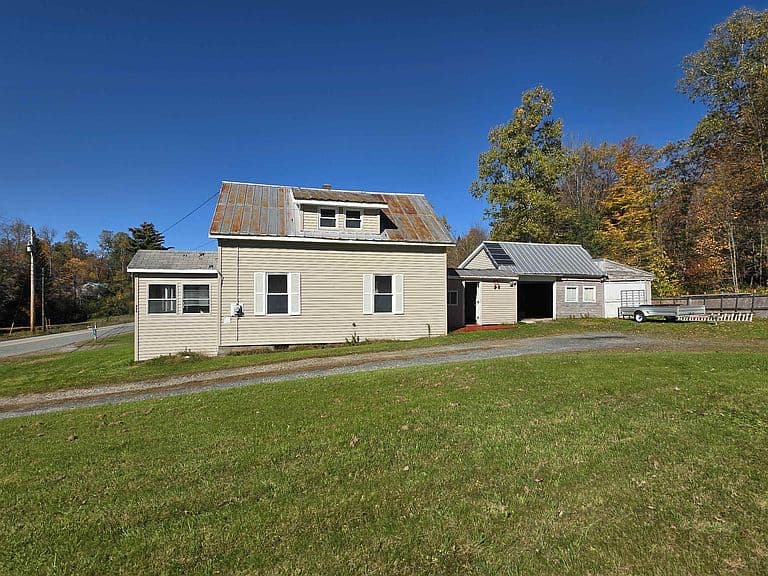 360 Pond Hill Road photo 5