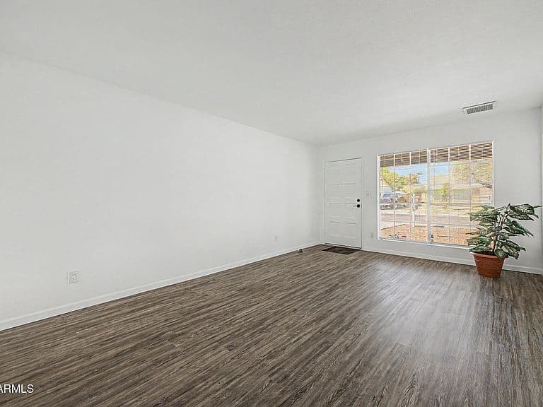 4001 W Villa Rita Drive photo 4