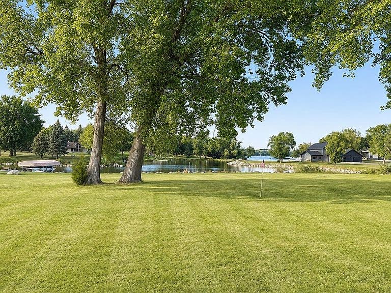 48148 Isaak Ln photo 4