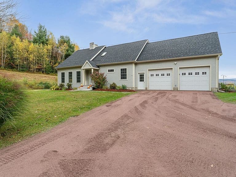 246 Hinesburg Road photo 3