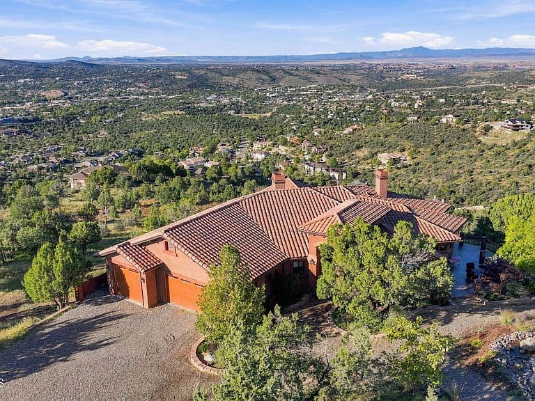 830 E Upper Sky Terrace Dr photo 1