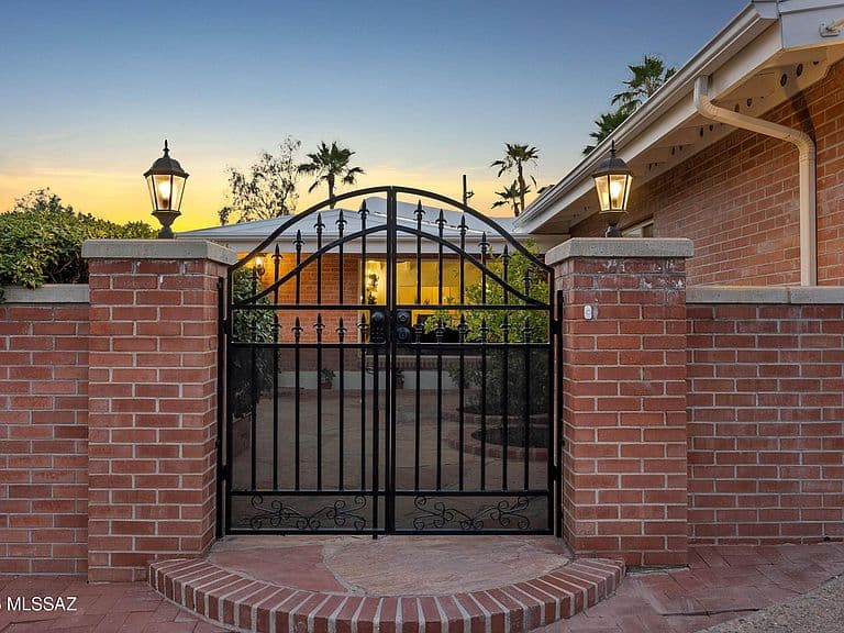 7329 N Yucca Via photo 5