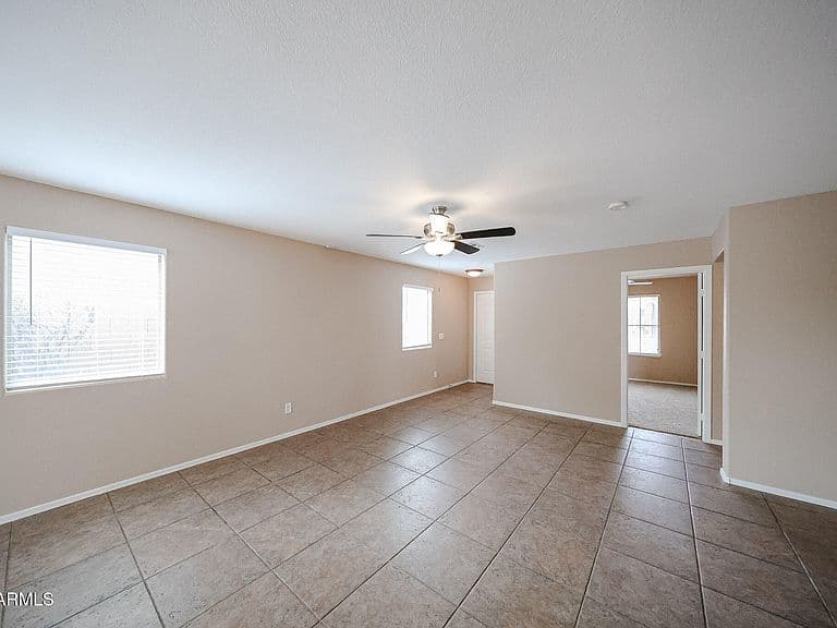 17545 W WATSON Lane photo 4