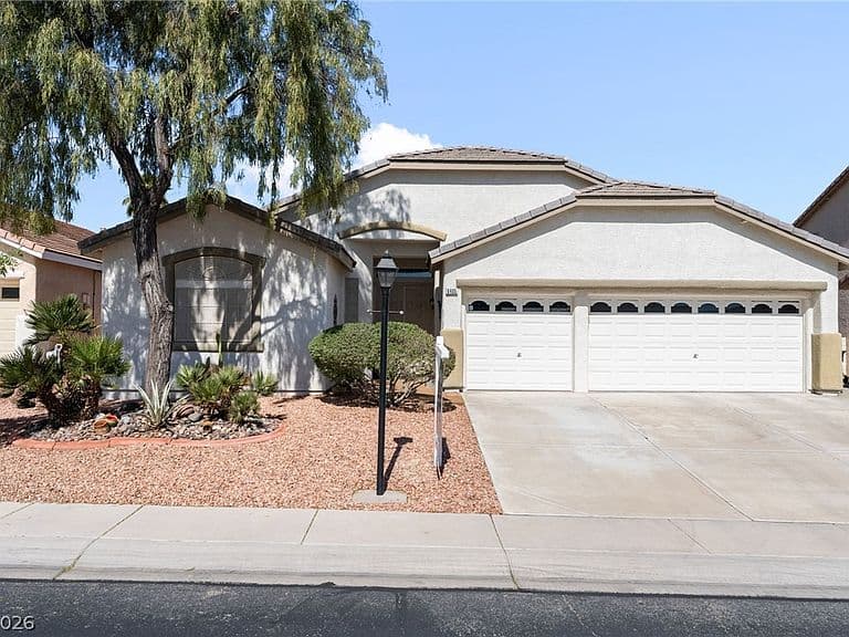 8405 Bonnie Blue St photo 1