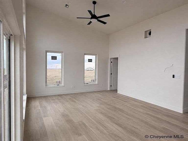 583 Canyon Rdg photo 5