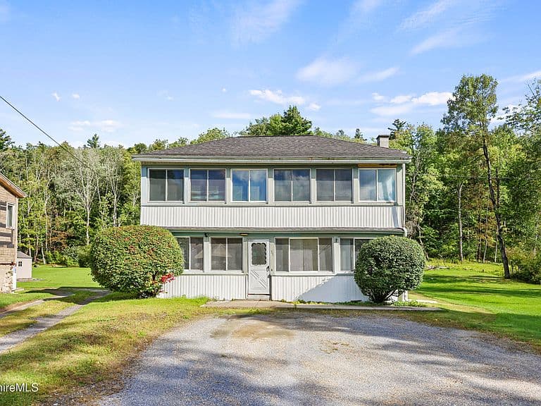 55 Canedy Ln photo 1