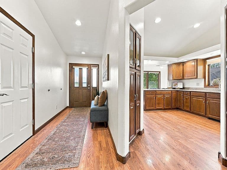 312 Barn Owl Ct photo 4