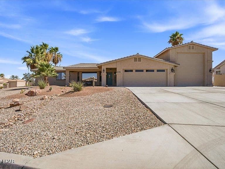 2170 Rudolph Dr photo 2