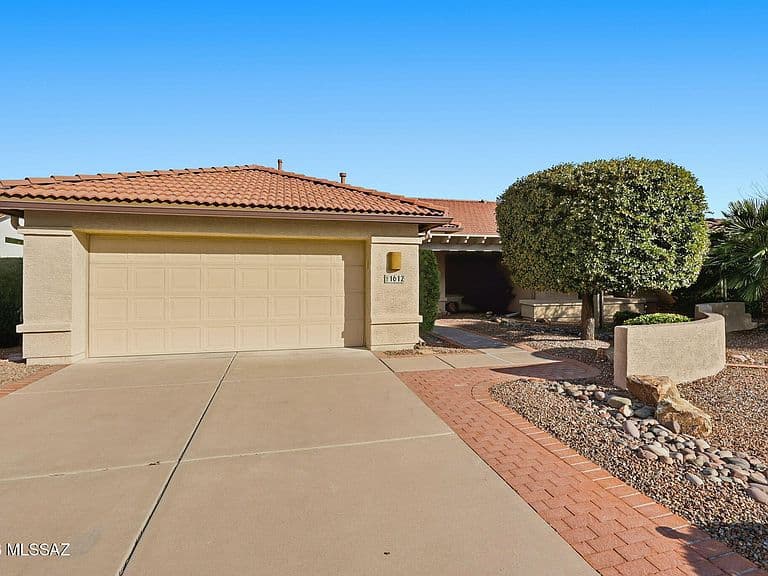 1612 N Rush Creek Ct photo 3