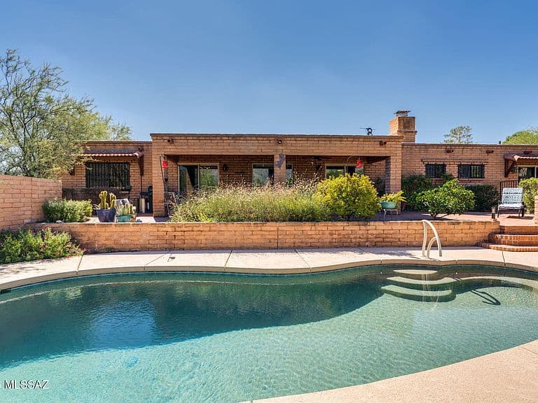 8451 E Tourmaline Dr photo 1