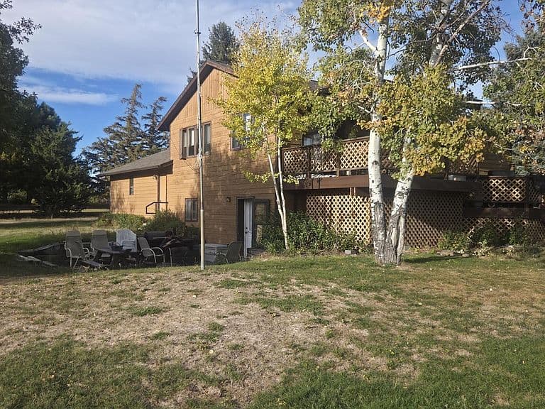 8 Airway Dr photo 3