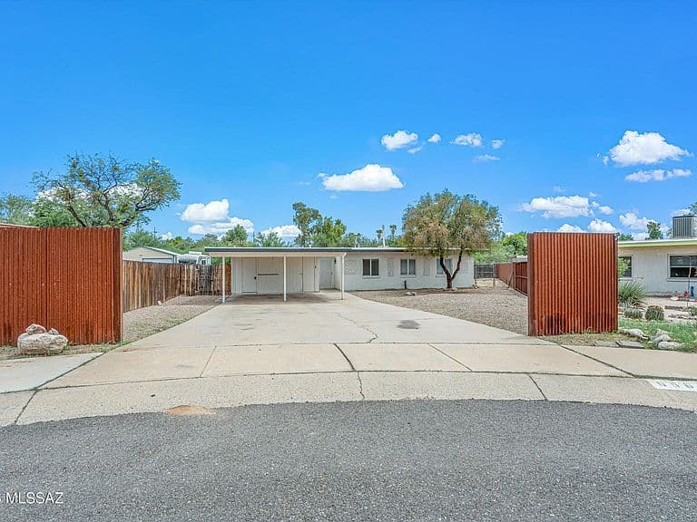 6565 N Positano Way photo 4