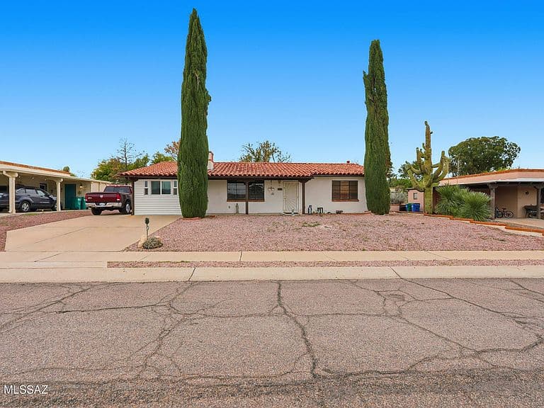 334 S Vista Del Rio photo 3