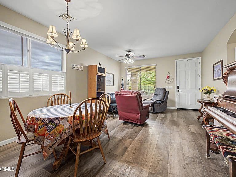 4998 E KARSTEN Drive photo 5
