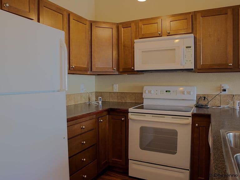 1015 Hacienda Ct photo 5