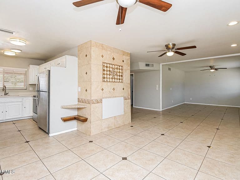 1312 W PECOS Avenue photo 5