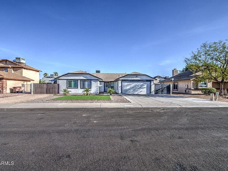7365 W Sierra Street photo 3
