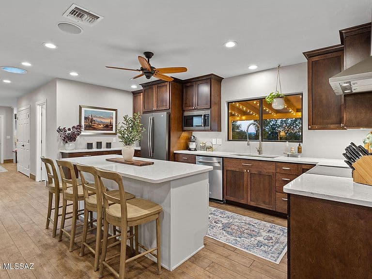4941 N Avenida De La Colina photo 3